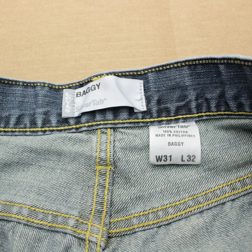 Levis Vintage Silver Tab Baggy Jeans Mens Sz 31x32 Medium Wash Loose Denim Y2K - Picture 3 of 9